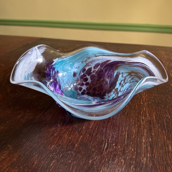 Art Glass Bowl - Picture 2 of 5